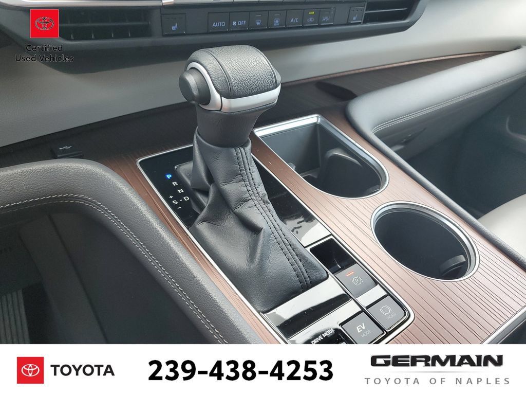 Certified 2022 Toyota Sienna XLE FWD image 27
