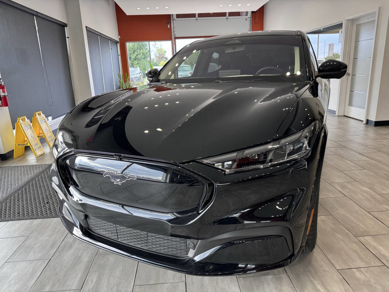 Used 2024 Ford Mustang Mach-E Premium image 9