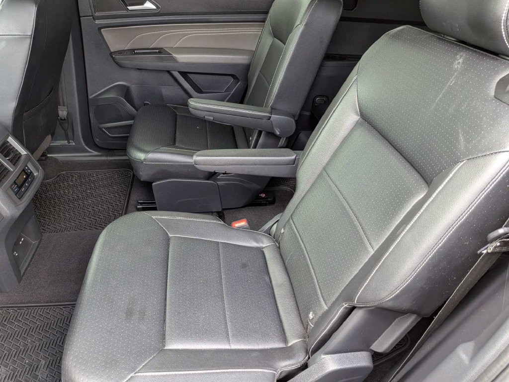 Used 2022 Volkswagen Atlas SE FWD image 12