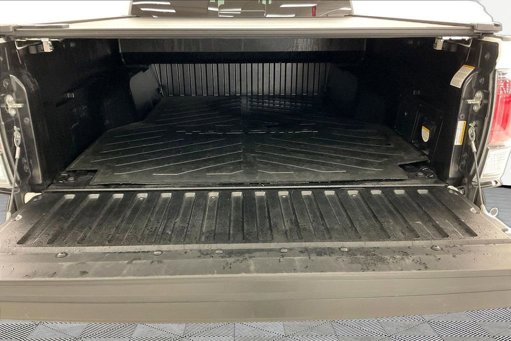 Used 2020 Toyota Tacoma Limited image 7