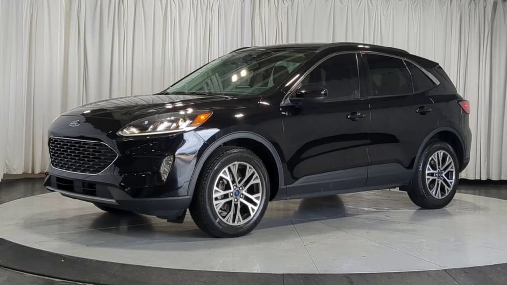 Used 2021 Ford Escape SEL w/ Technology Package AWD/4WD image 5
