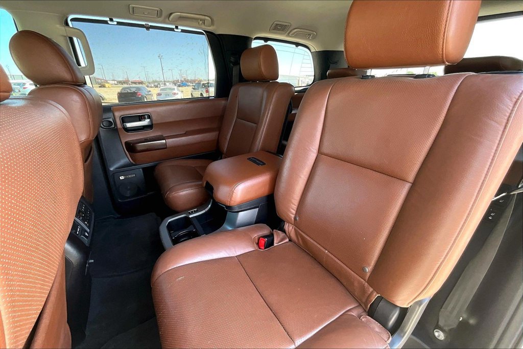 Used 2015 Toyota Sequoia Platinum AWD/4WD image 25