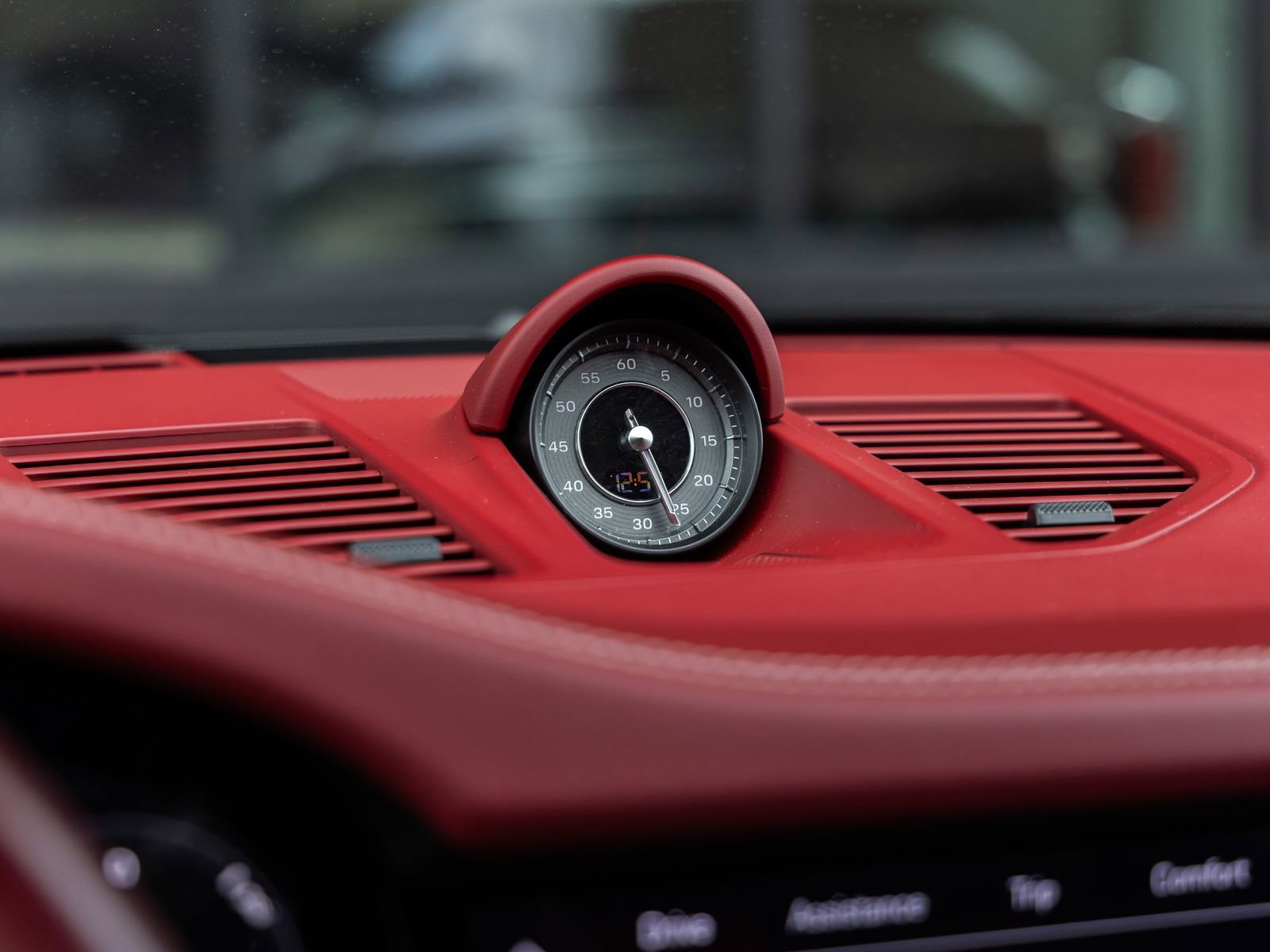 Certified 2022 Porsche 911 Turbo image 35