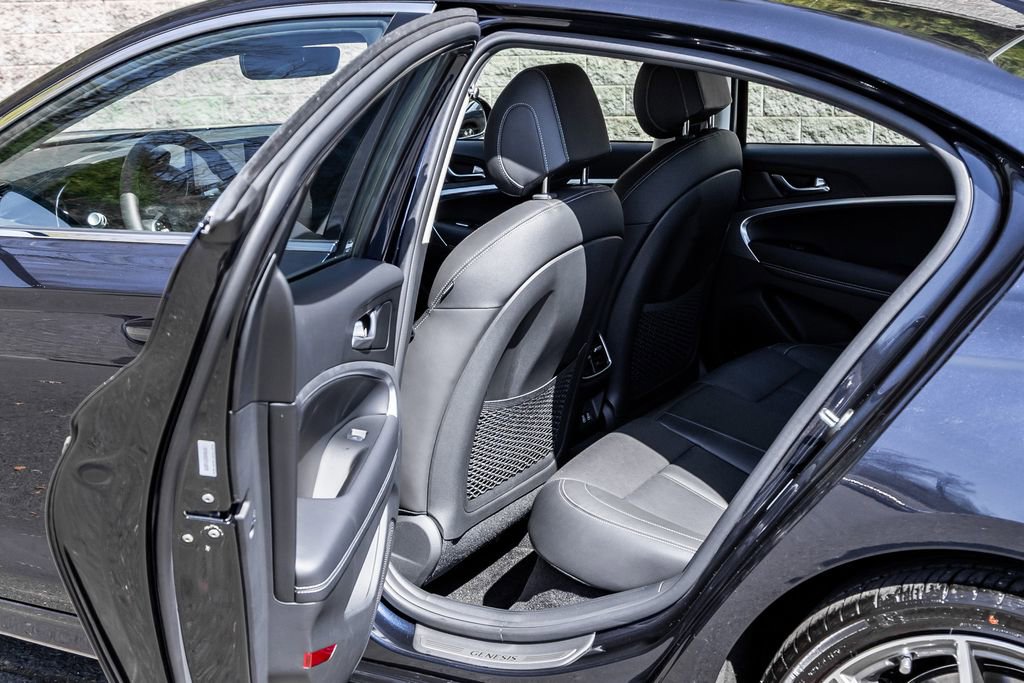 Used 2026 Genesis G70 2.5T image 20