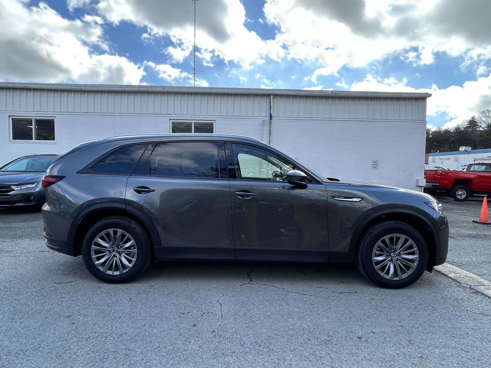 Used 2025 MAZDA CX-90 3.3 Turbo w/ Preferred Package image 2