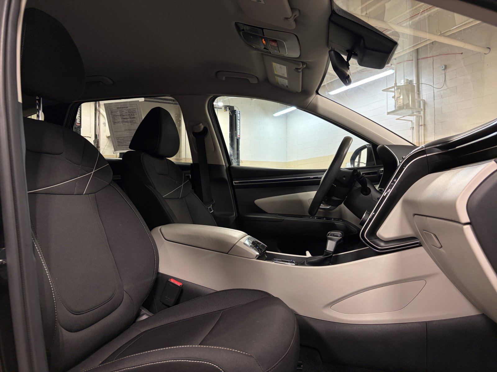 Used 2023 Hyundai Tucson SEL AWD/4WD image 32