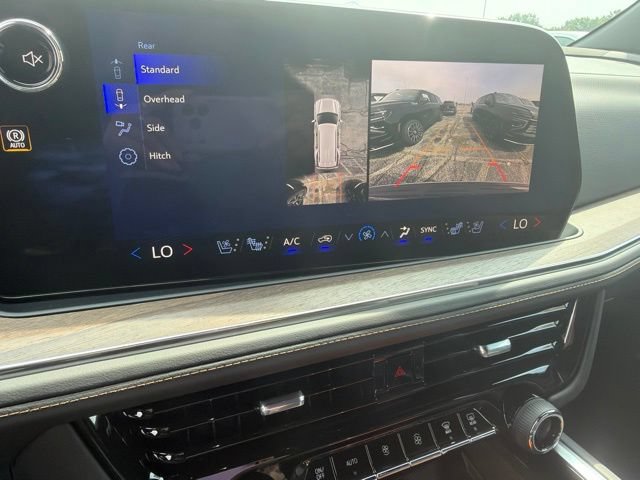 New 2026 Chevrolet Tahoe High Country AWD/4WD image 17