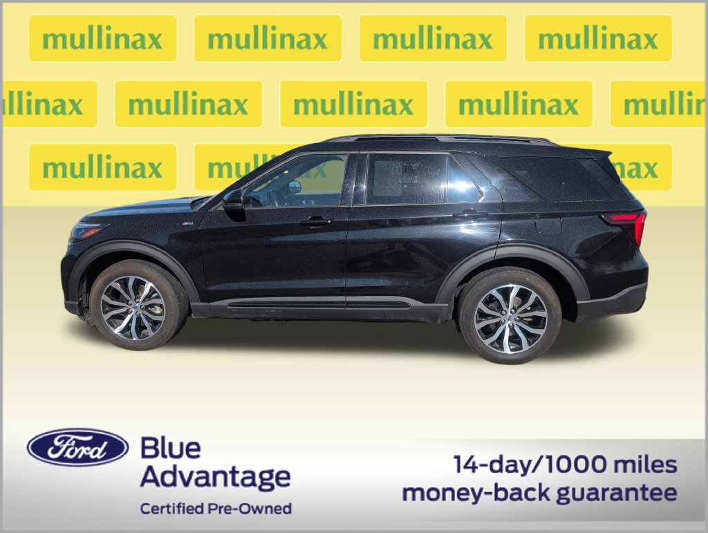 Certified 2025 Ford Explorer ST-Line AWD/4WD image 12