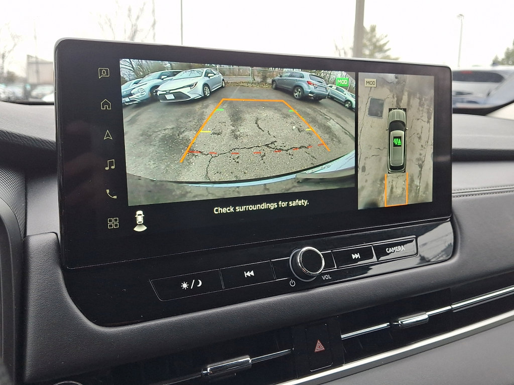 Used 2025 Mitsubishi Outlander SE AWD/4WD image 27