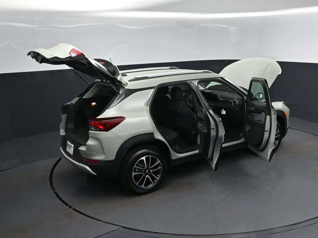 New 2026 Chevrolet TrailBlazer LT w/ Driver Confidence Package FWD image 49