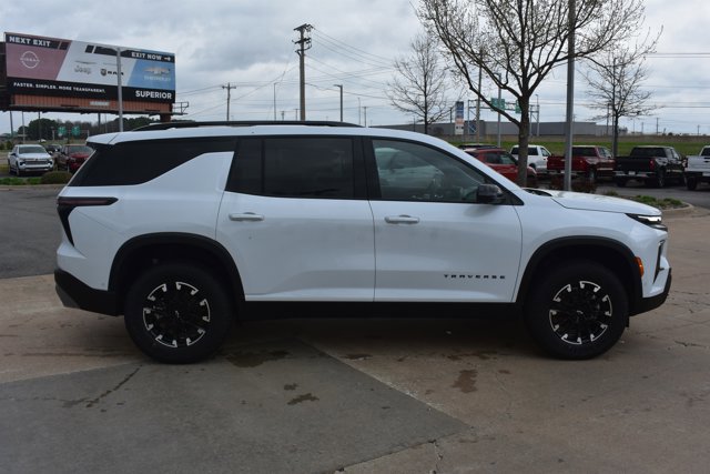 New 2026 Chevrolet Traverse Z71 image 4