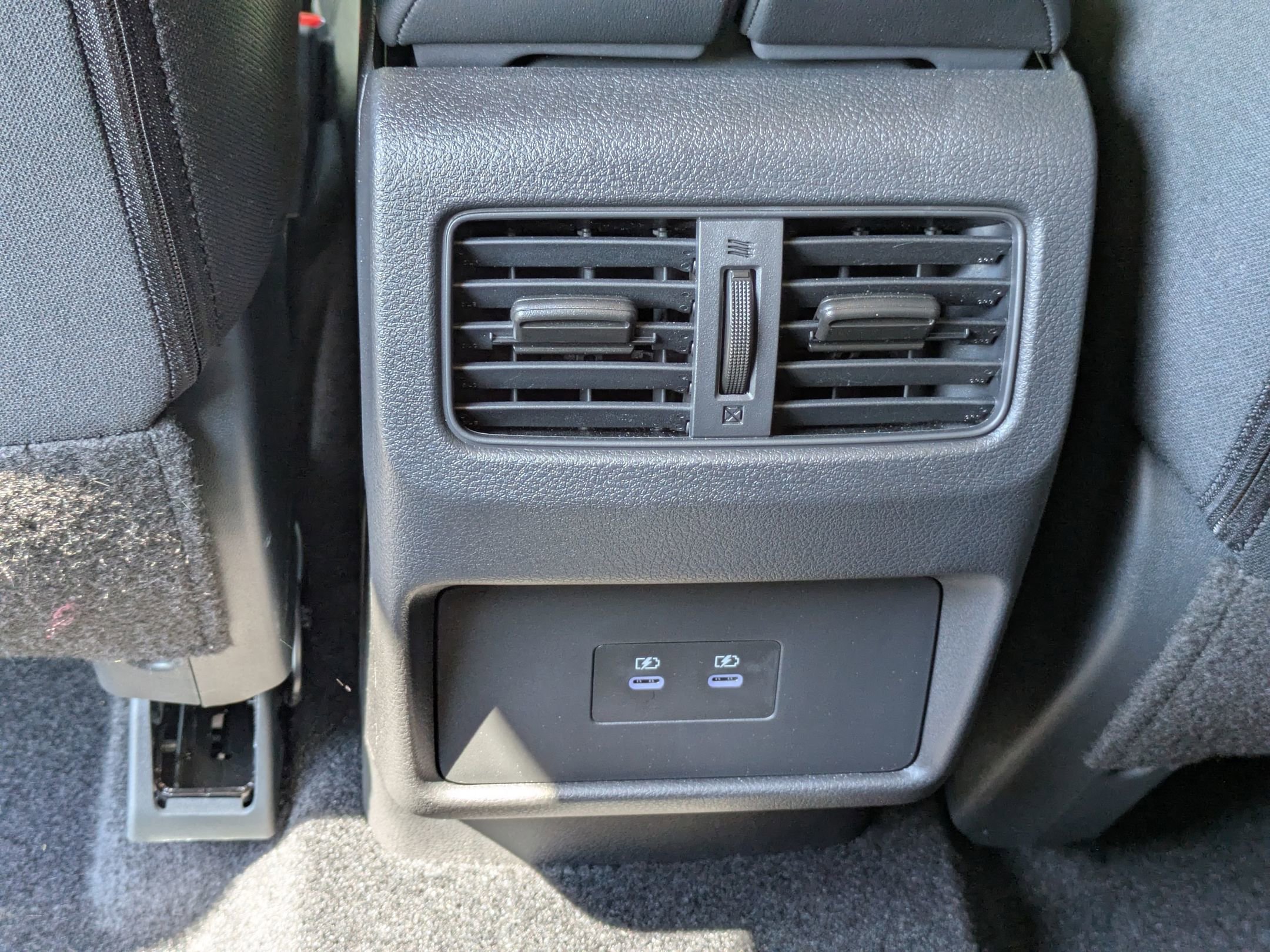 Used 2026 Nissan Rogue SV image 28