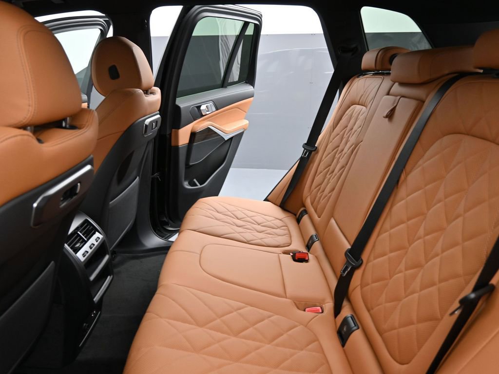 New 2026 BMW X5 xDrive40i AWD/4WD image 30