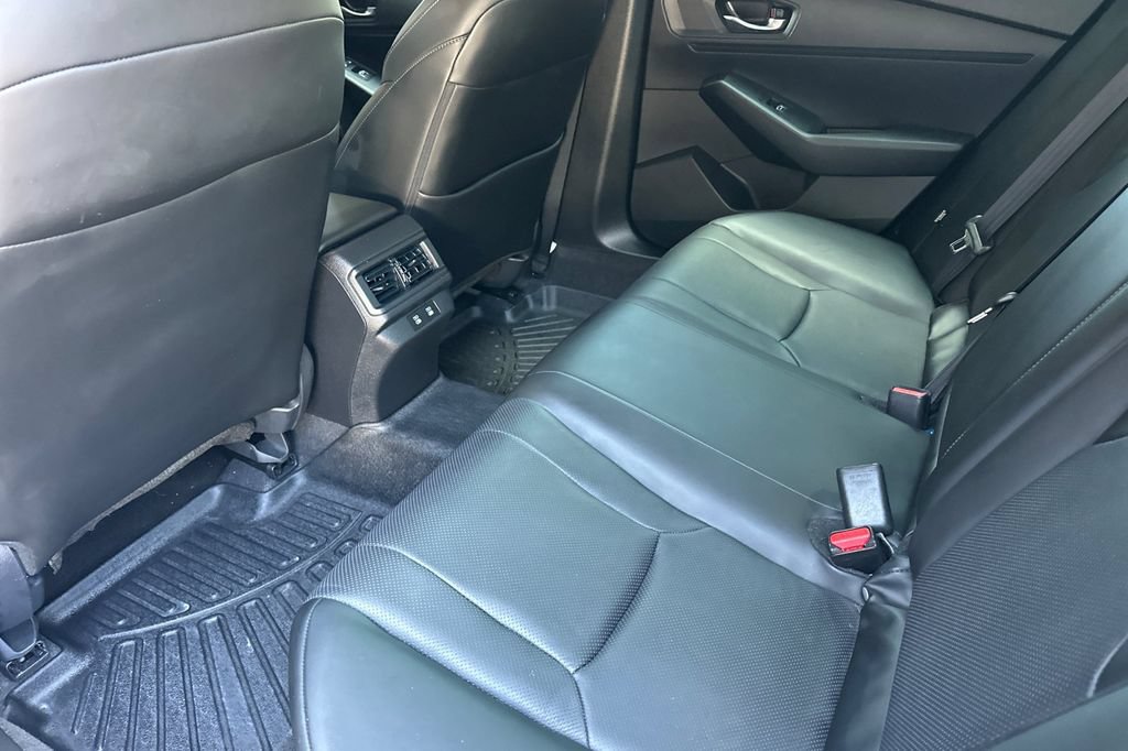 Used 2024 Honda Accord EX-L image 12