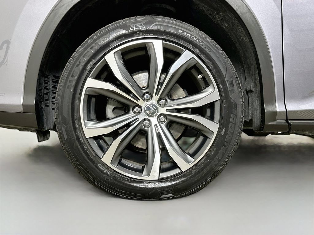Used 2018 Lexus RX 350L FWD w/ Premium Package image 39