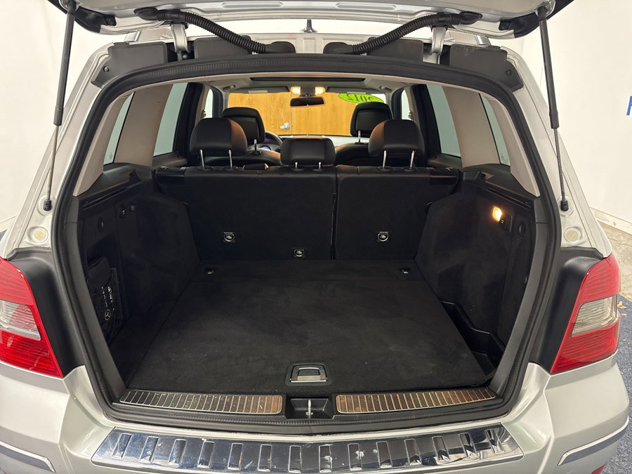 Used 2012 Mercedes-Benz GLK 350 4MATIC image 13