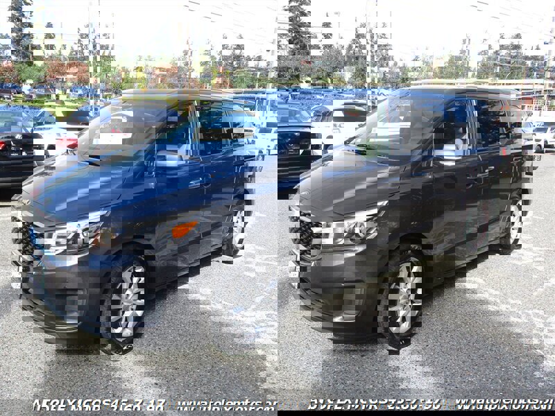 Used 2016 Kia Sedona LX w/ LX Essentials Premium Package image 7