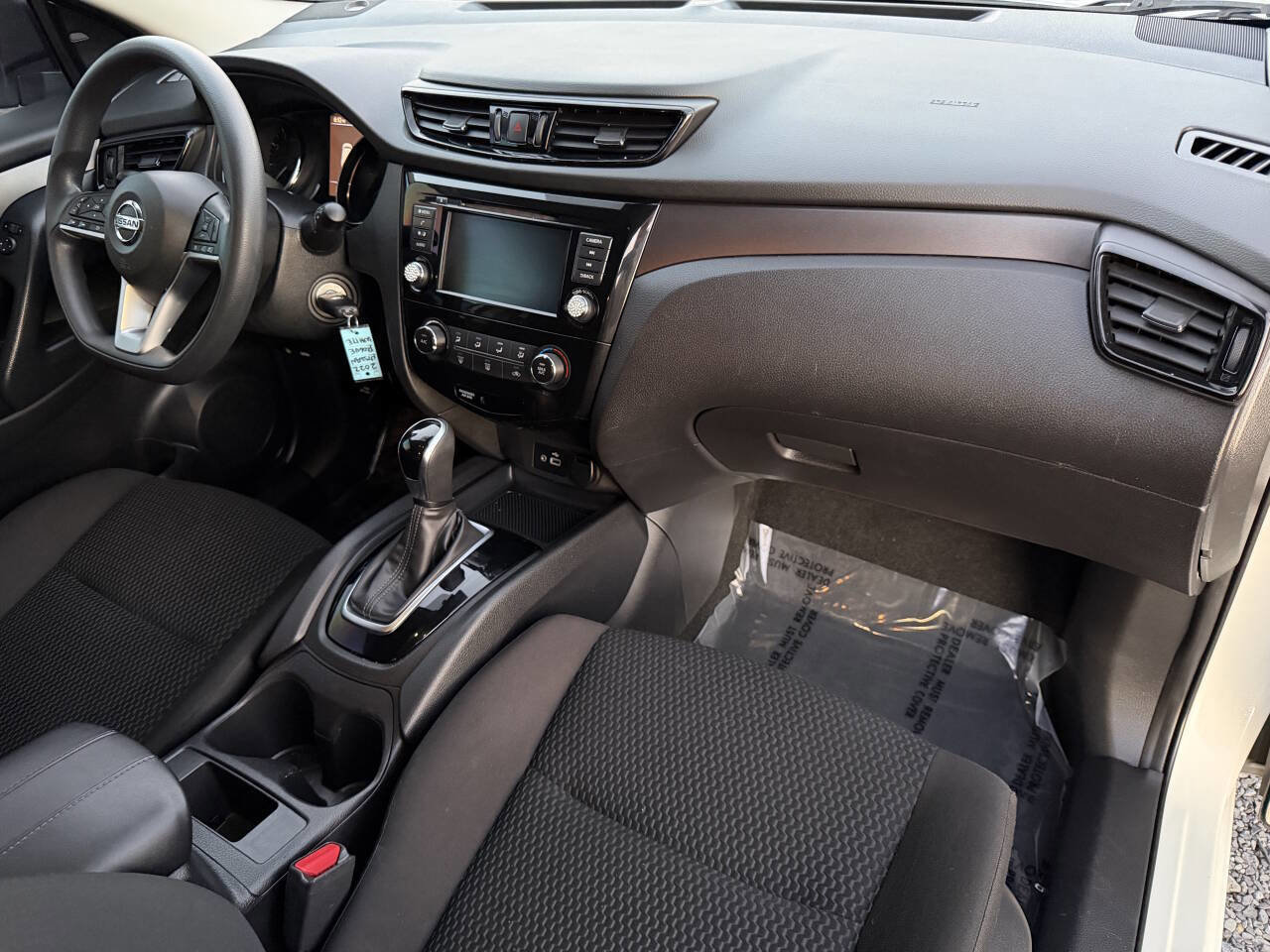 Used 2022 Nissan Rogue Sport S image 31