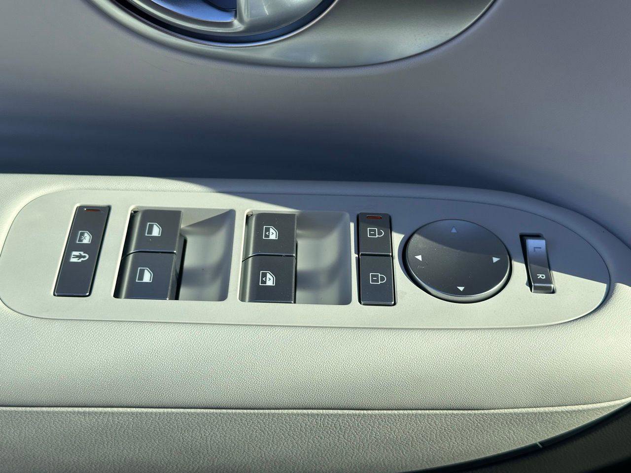 New 2026 Hyundai Ioniq 9 S image 24