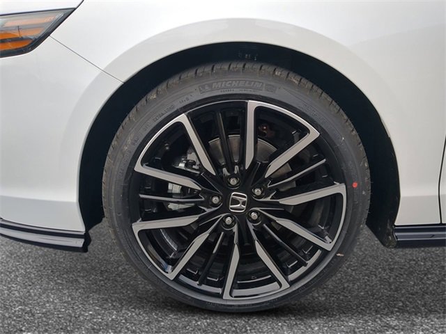 New 2026 Honda Accord Touring image 9