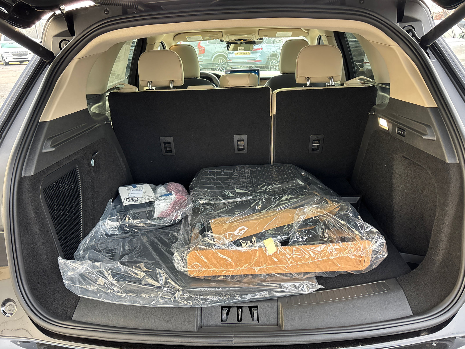 New 2026 Lincoln Corsair Grand Touring image 8