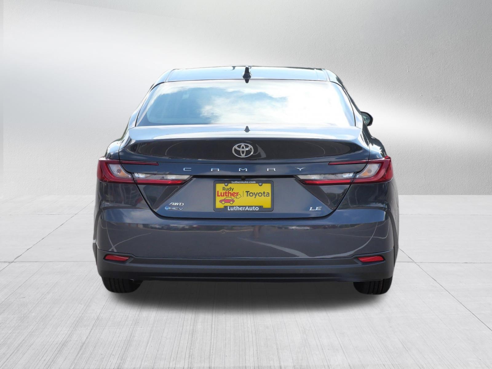 Used 2025 Toyota Camry LE w/ Convenience Package AWD/4WD image 7