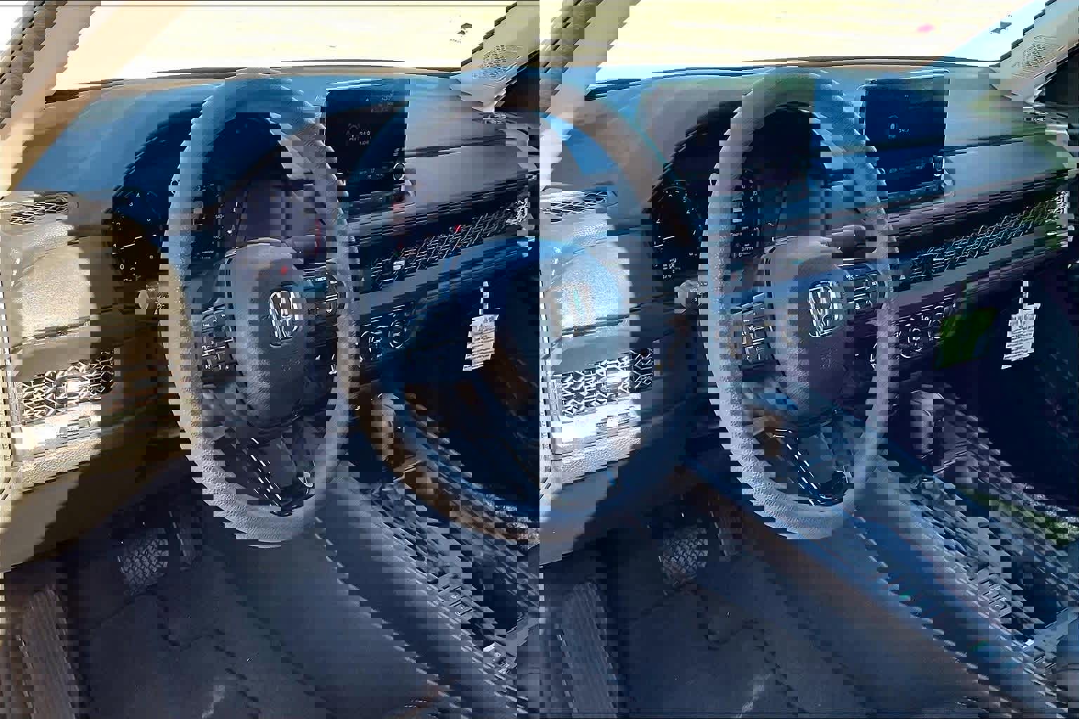 Used 2023 Honda Accord EX image 2