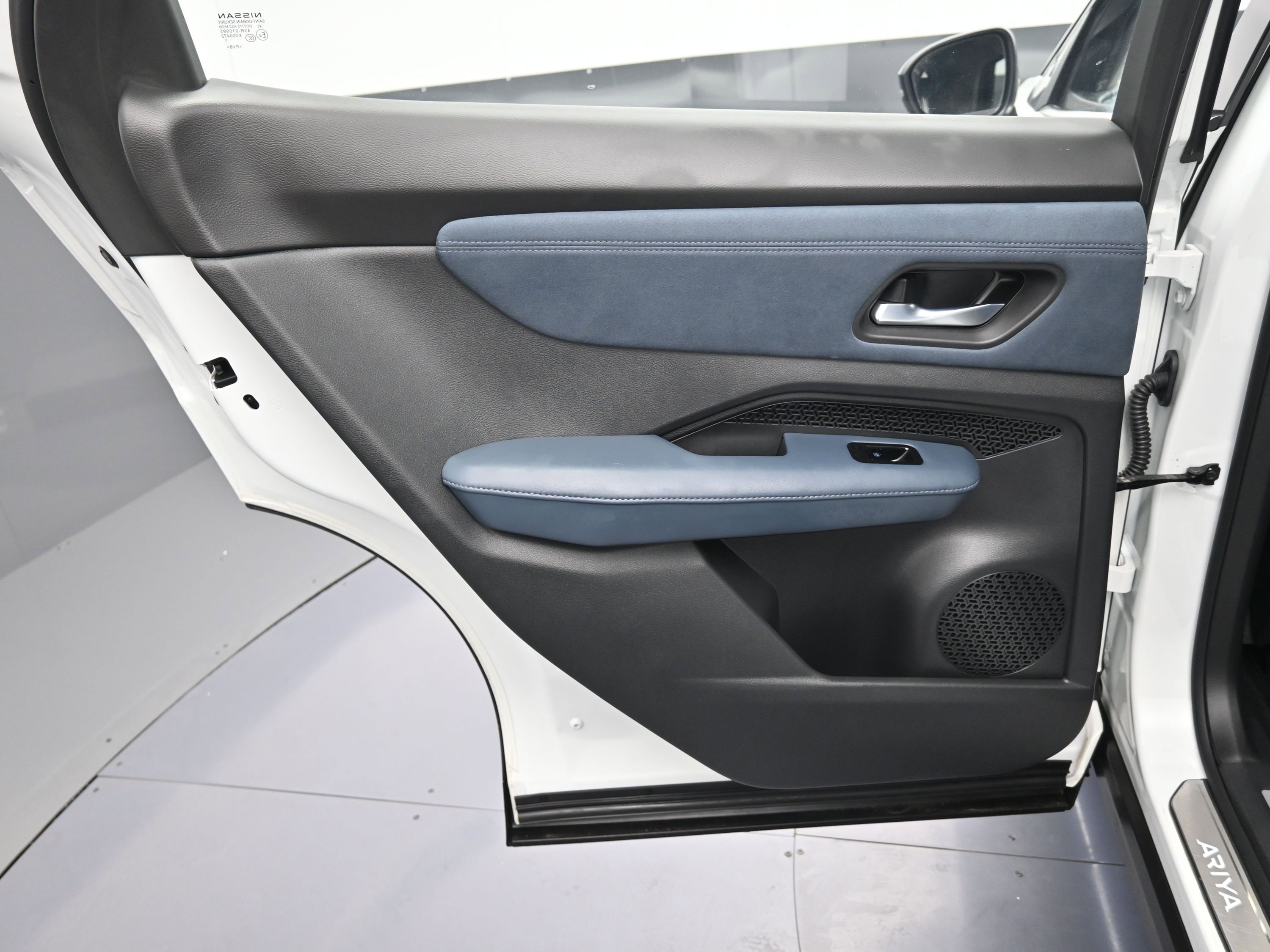 Used 2023 Nissan Ariya image 14