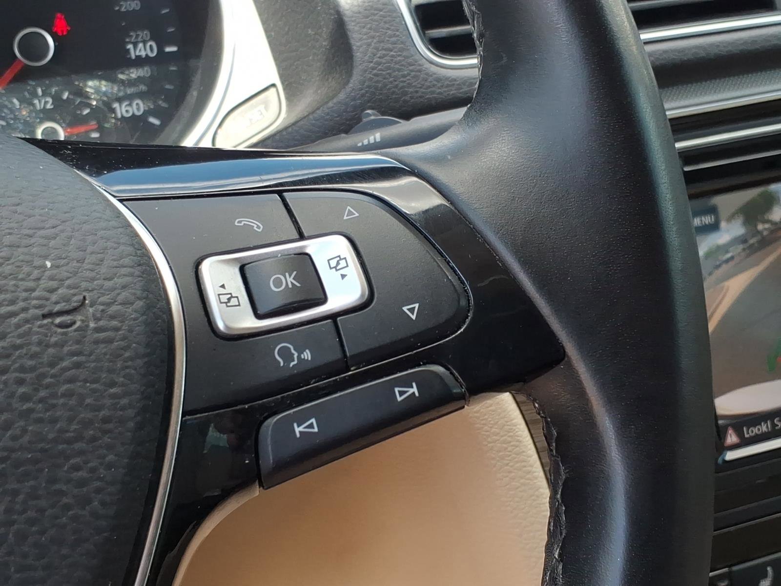 Used 2017 Volkswagen Passat 1.8T SE image 33