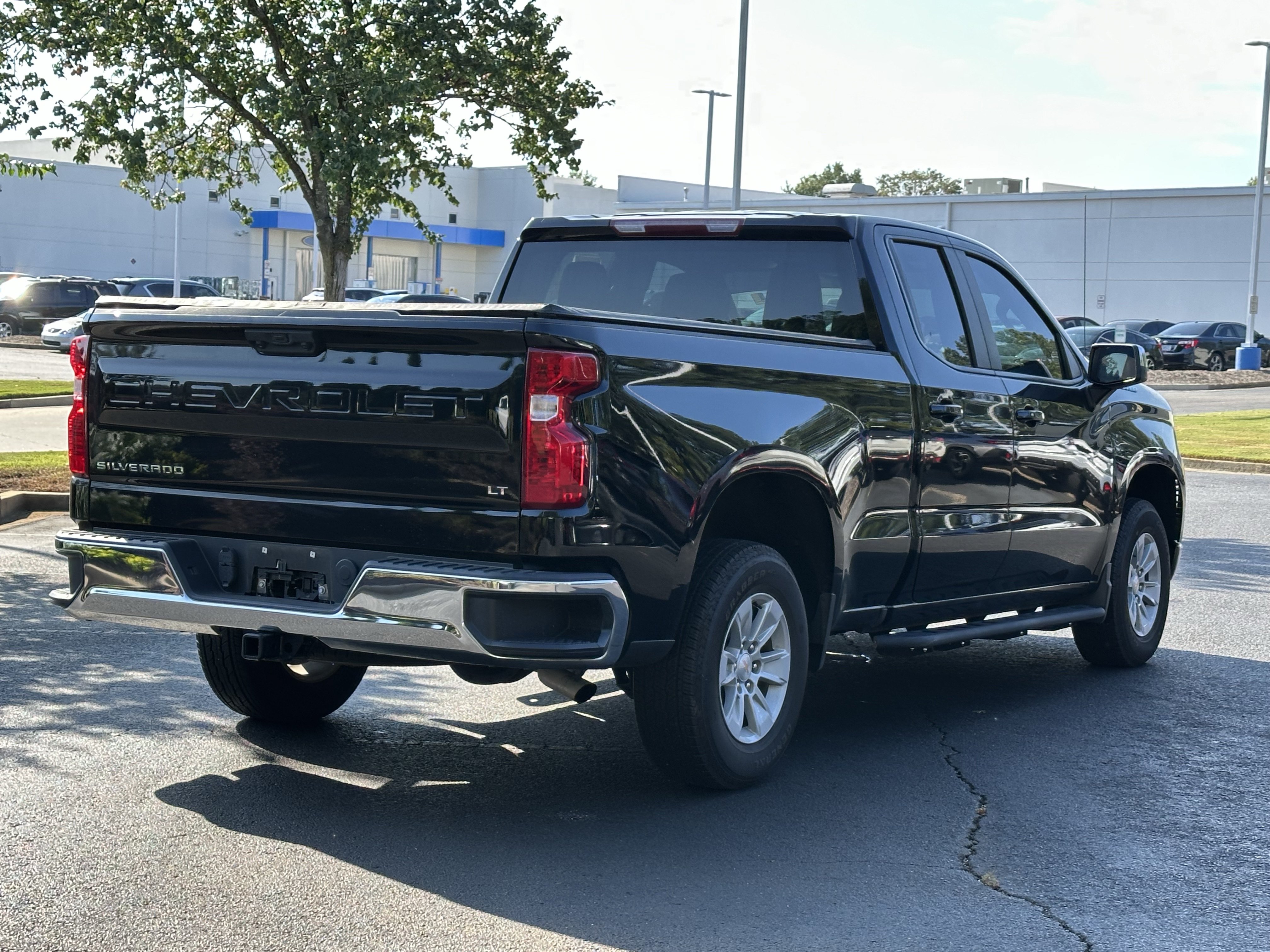 Used 2025 Chevrolet Silverado 1500 LT w/ Protection Package AWD/4WD image 13