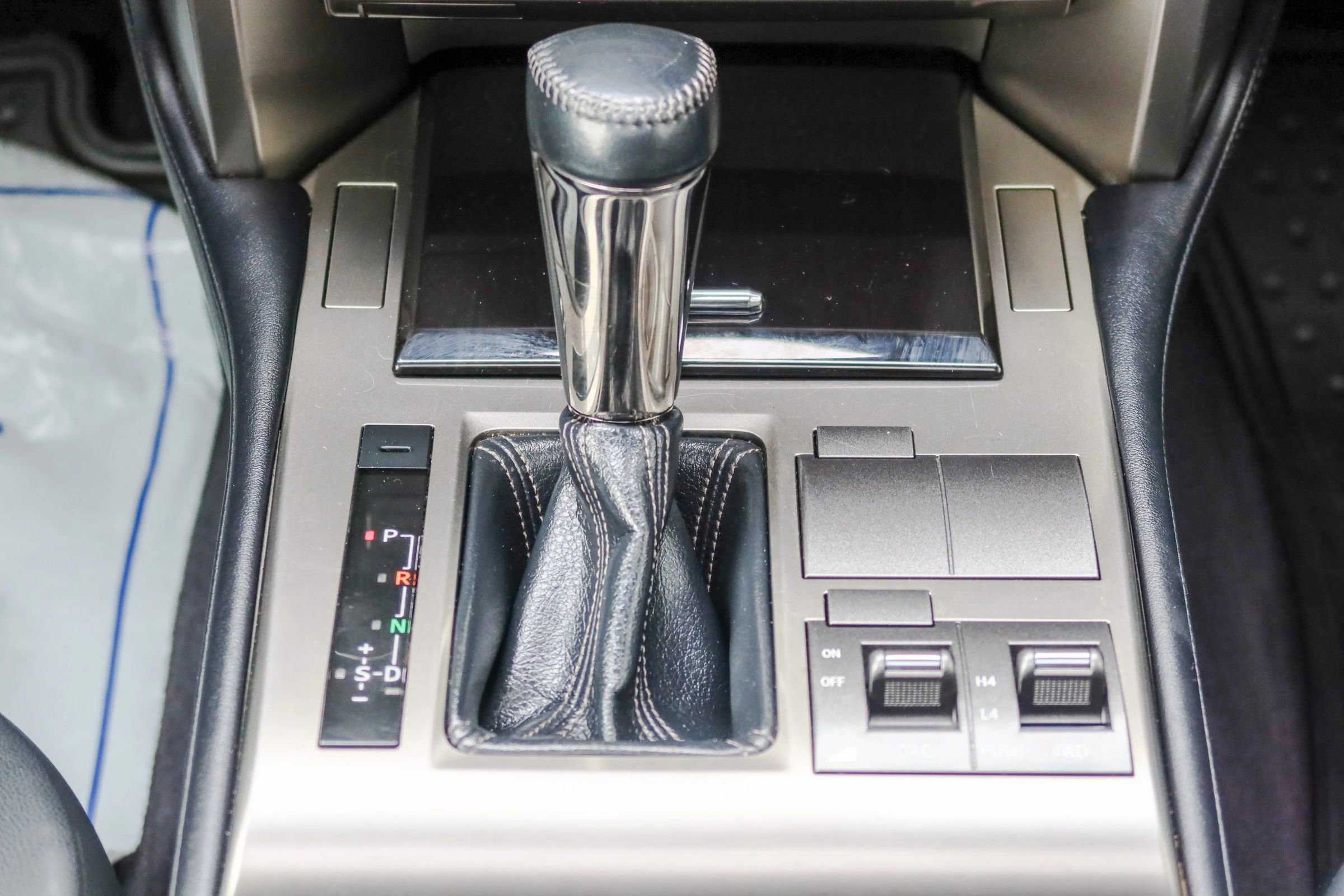 Used 2015 Lexus GX 460 image 18