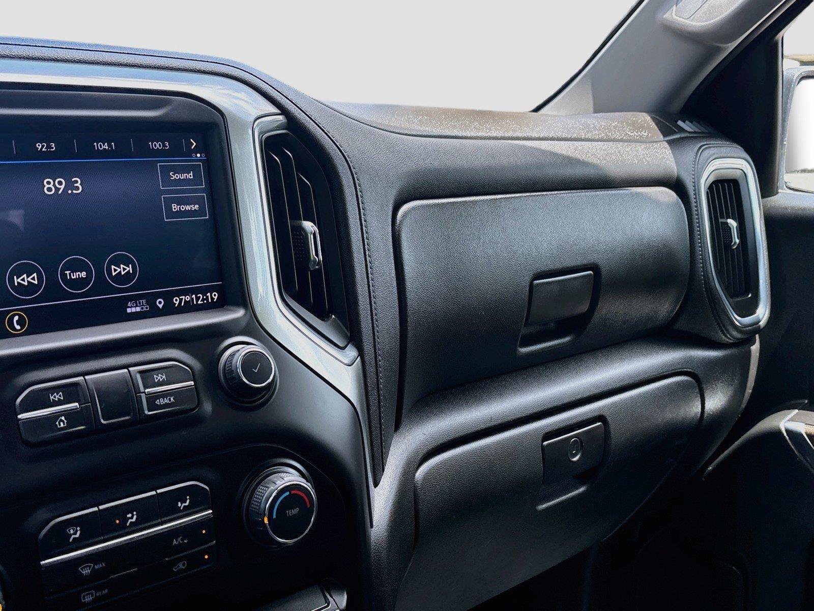 Used 2021 Chevrolet Silverado 1500 LT w/ Bed Protection Package RWD image 12