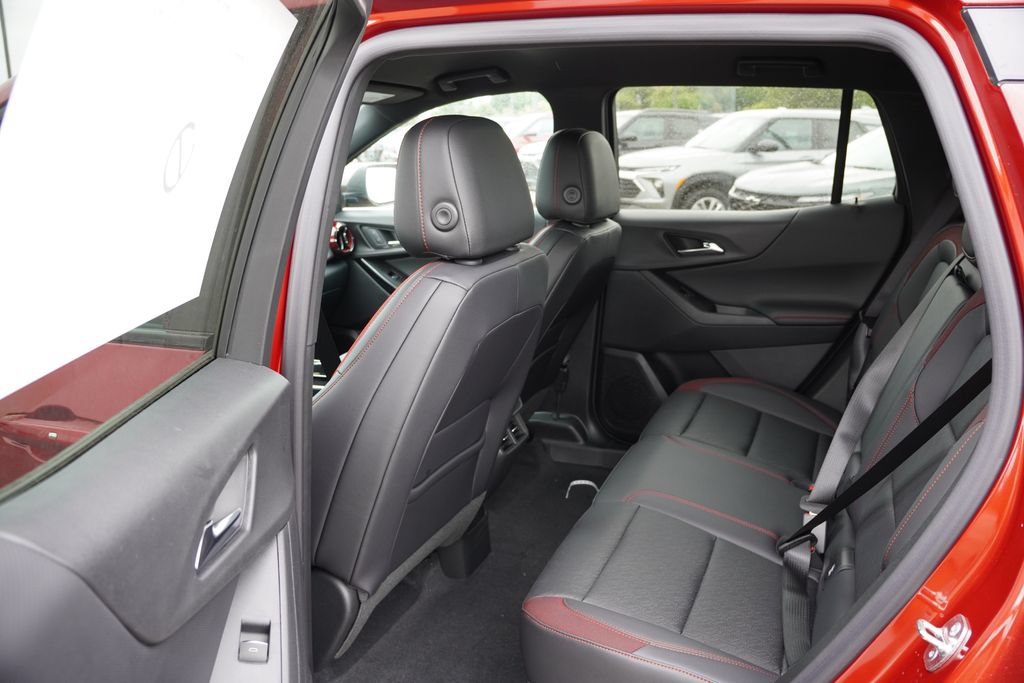 New 2027 Chevrolet Equinox RS w/ Safety and Technology Package AWD/4WD image 11