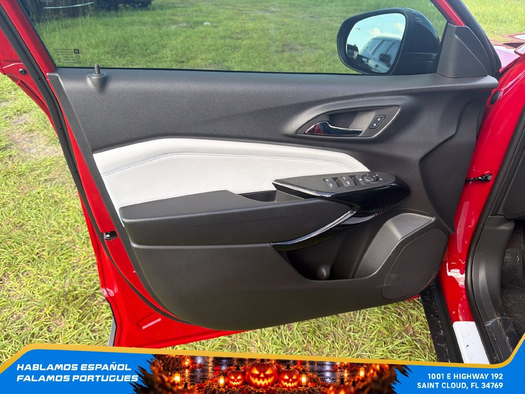 New 2026 Chevrolet Trax LT w/ Driver Confidence Package FWD image 12