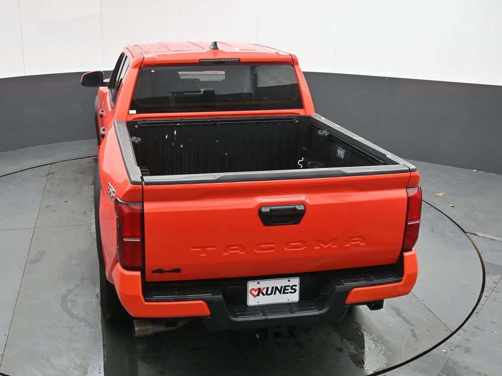 Used 2024 Toyota Tacoma TRD Off-Road AWD/4WD image 30