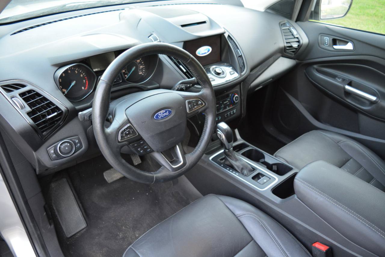 Used 2018 Ford Escape Titanium AWD/4WD image 10