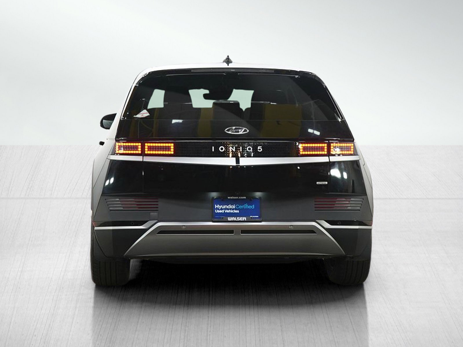 Certified 2024 Hyundai Ioniq 5 SEL AWD/4WD image 4
