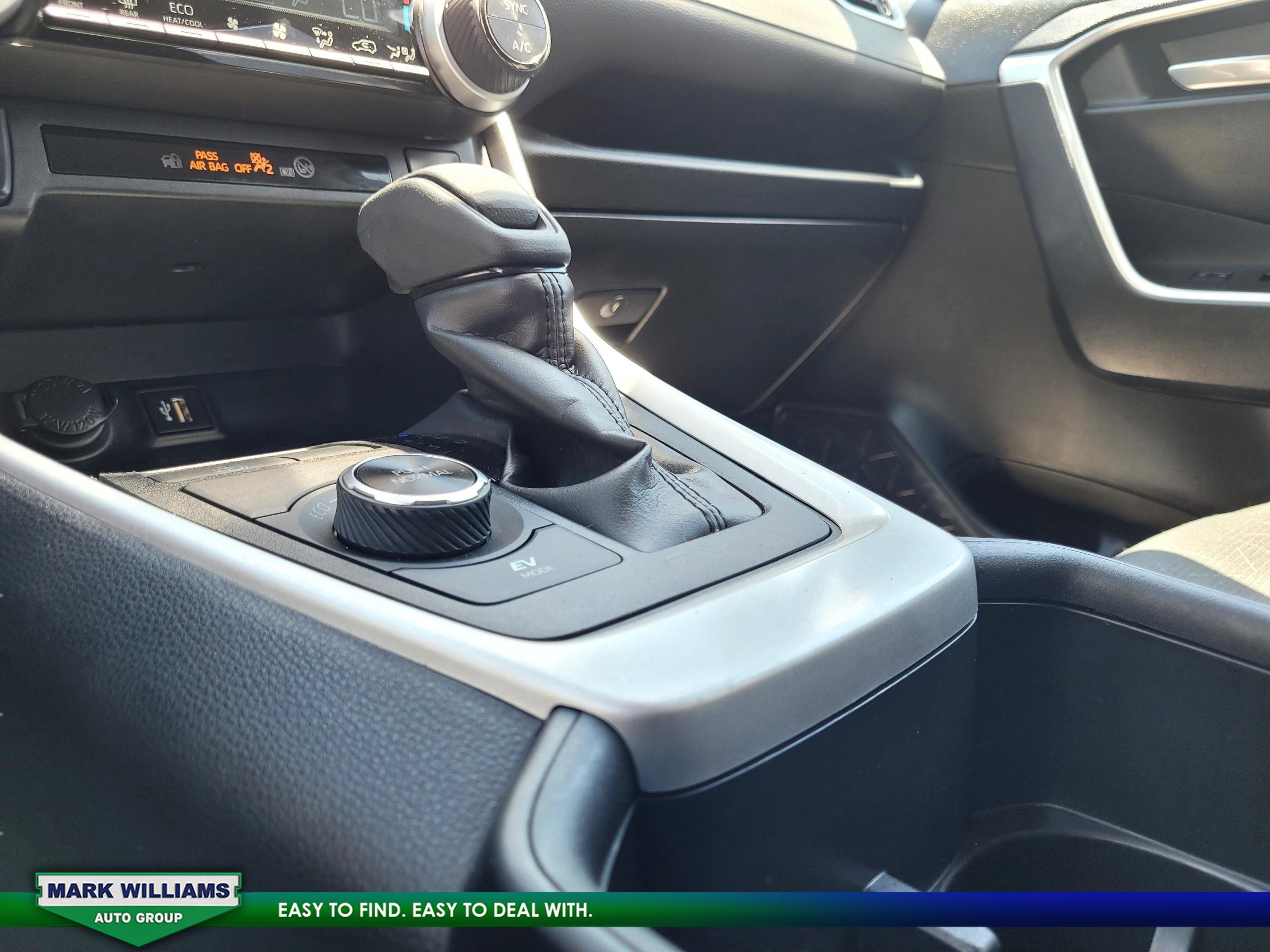 Used 2024 Toyota RAV4 XLE image 19