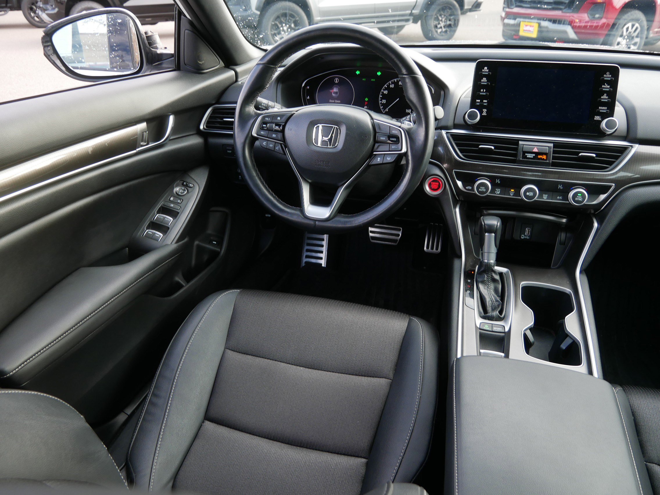 Used 2019 Honda Accord Sport image 7