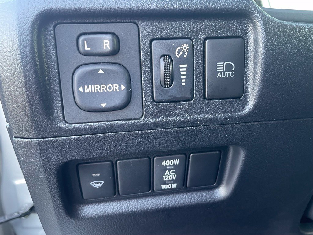Used 2020 Toyota 4Runner TRD Off-Road AWD/4WD image 13