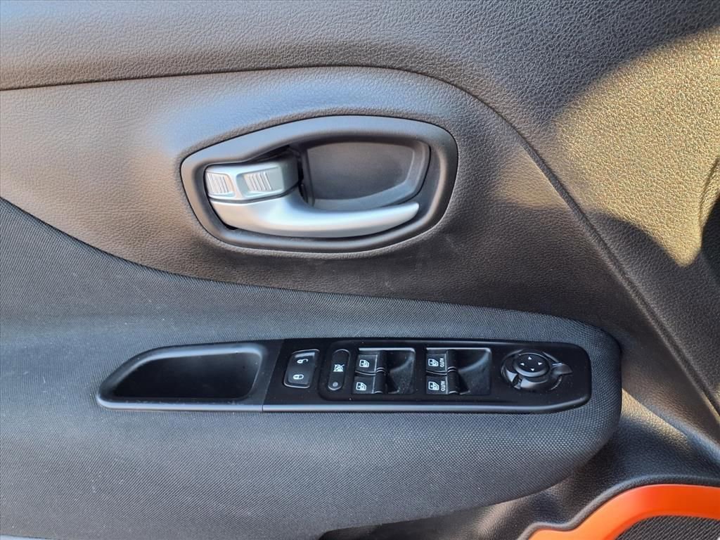 Used 2020 Jeep Renegade Sport image 26