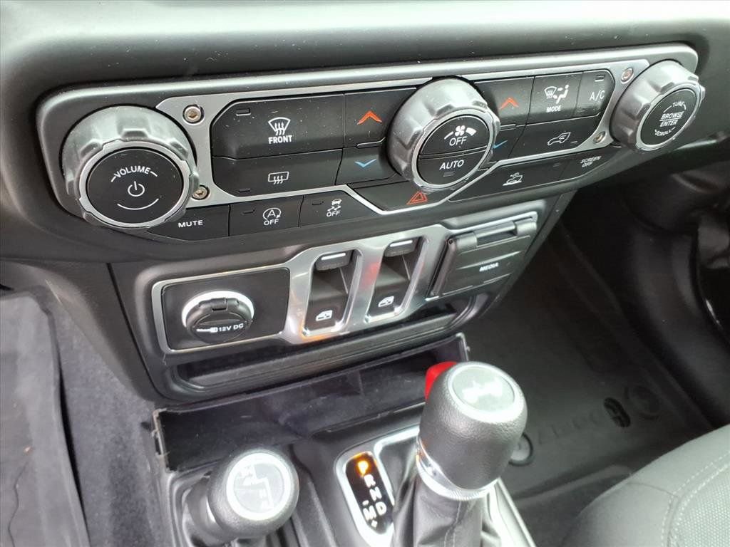 Used 2023 Jeep Wrangler Sport S image 27