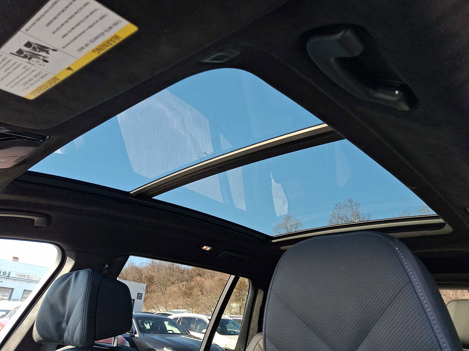 Used 2024 BMW X7 xDrive40i w/ M Sport Package image 15