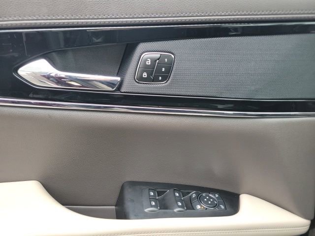 Used 2023 Lincoln Nautilus AWD w/ Premium Package image 42