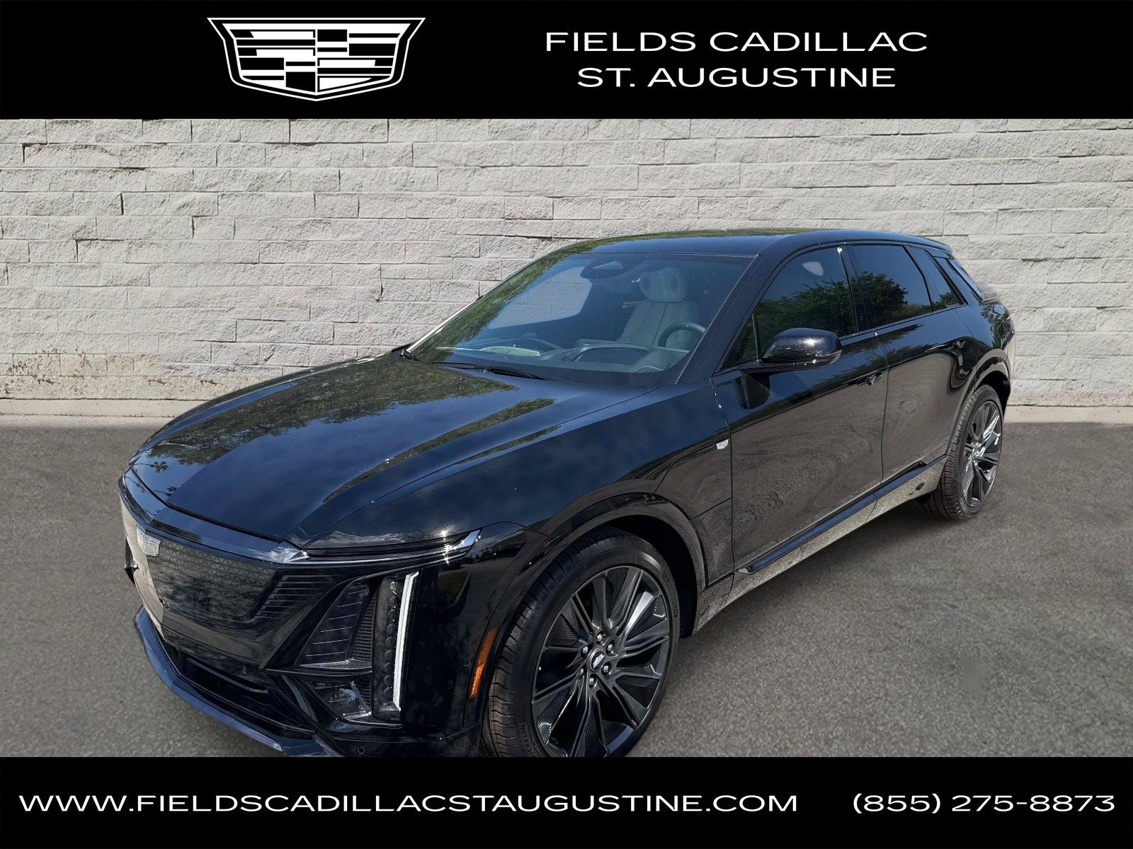 New 2026 Cadillac Lyriq Signature Sport w/ LPO, Floor Liner Package RWD image 1