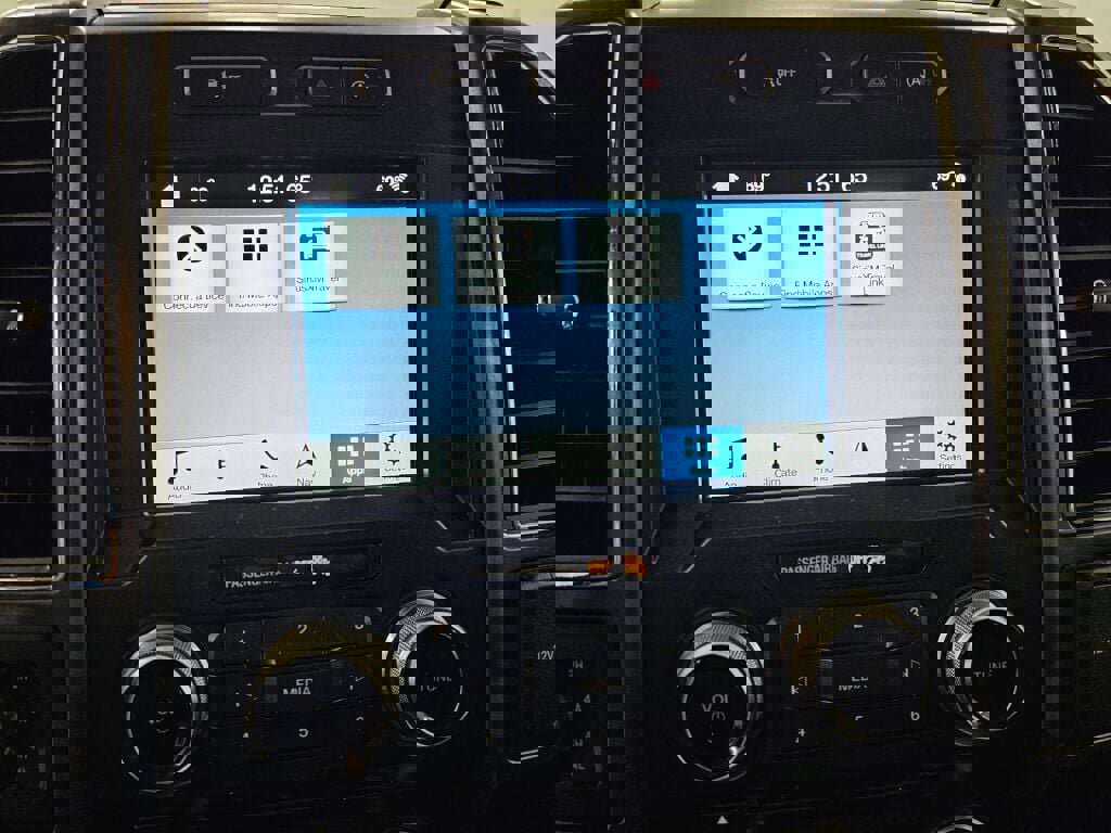 Used 2018 Ford F150 Lariat image 23