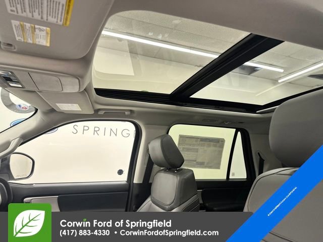 New 2026 Ford Expedition Max Active image 30