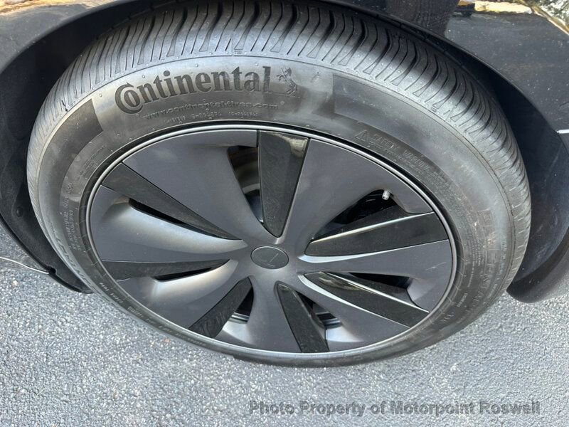 Used 2024 Tesla Model S AWD image 21