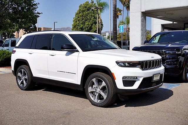 New 2023 Jeep Grand Cherokee Limited 4xe image 6