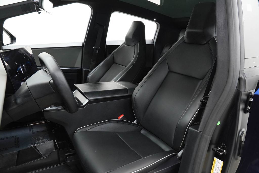 Used 2025 Tesla Cybertruck AWD Crew Cab image 14